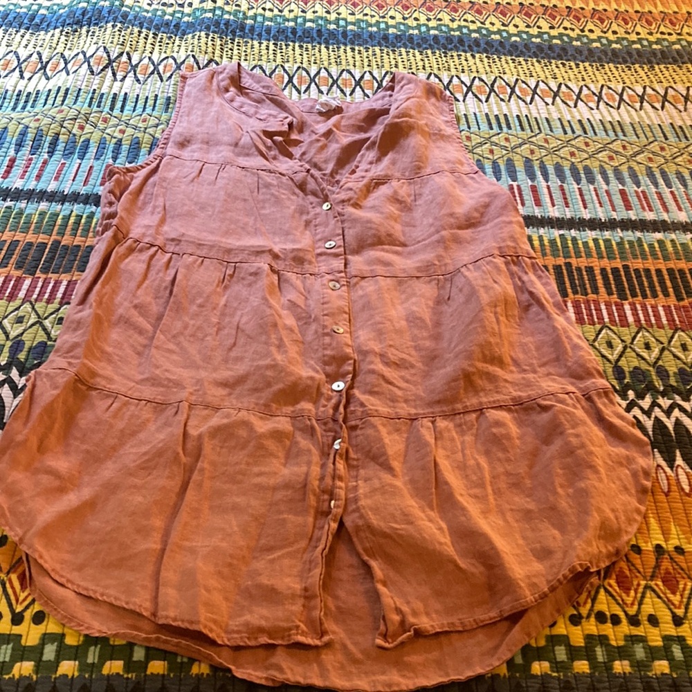 Lovely linen summer shirt.